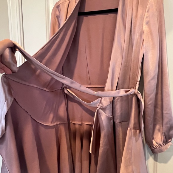 Lucy Paris - Adonia Satin Long Sleeve Mini Wrap Dress - Dusty Rose - XS - NWOT - Picture 9 of 16